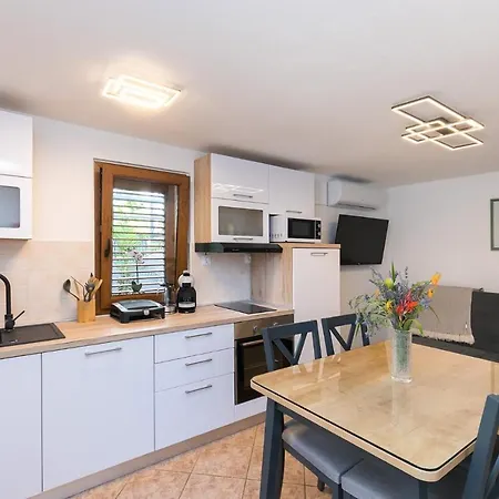 Apartament Lavanda New 2021 *